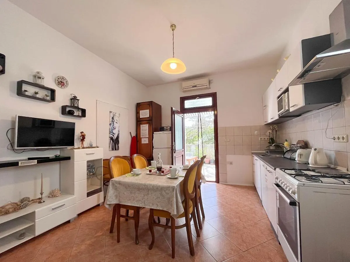 Apartment Vlatka Grof Selce Croatia